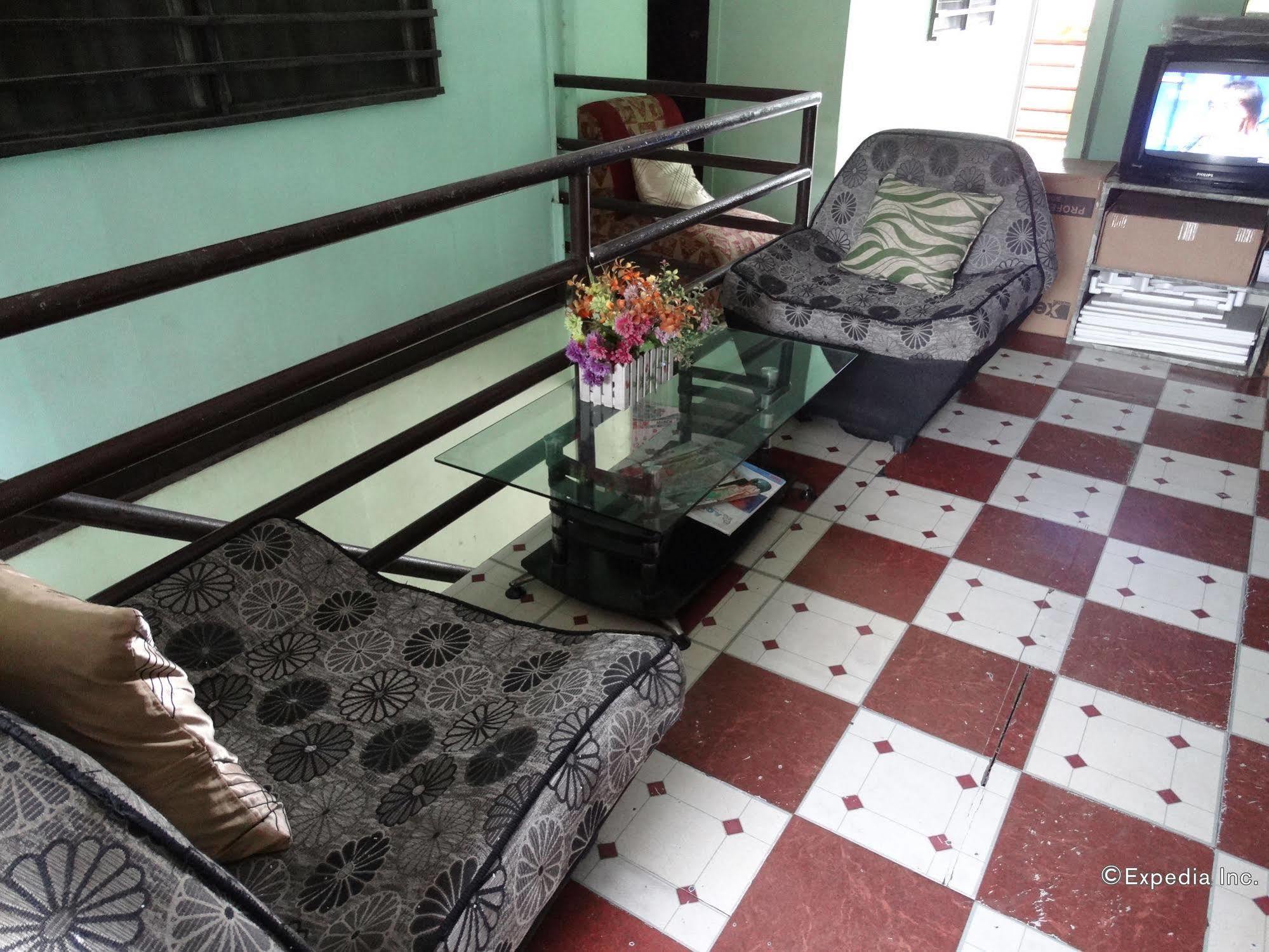 Quoyas Inn Davao City Εξωτερικό φωτογραφία