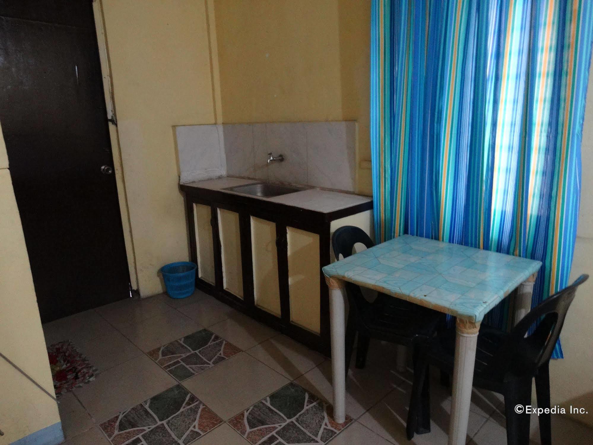 Quoyas Inn Davao City Εξωτερικό φωτογραφία